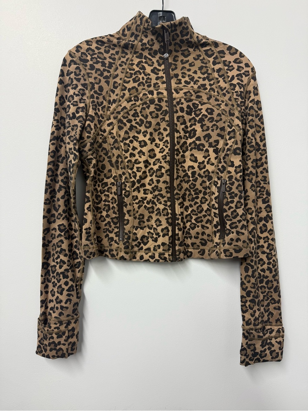 LuluLemon Define Cropped Jacket Nulu in Leopard Multi